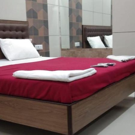 Hotel Royal Residency Мумбаї Екстер'єр фото