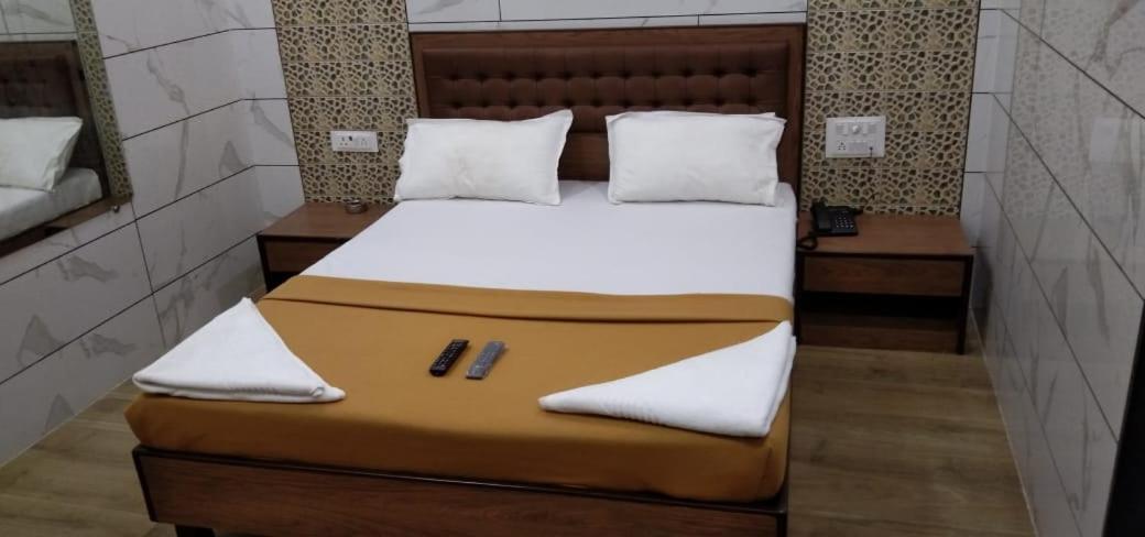 Hotel Royal Residency Мумбаї Екстер'єр фото