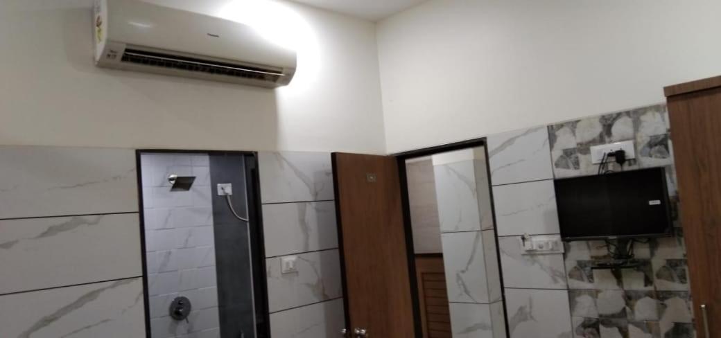 Hotel Royal Residency Мумбаї Екстер'єр фото