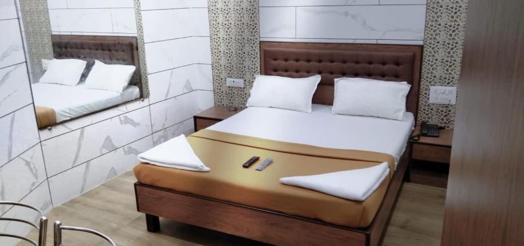 Hotel Royal Residency Мумбаї Екстер'єр фото